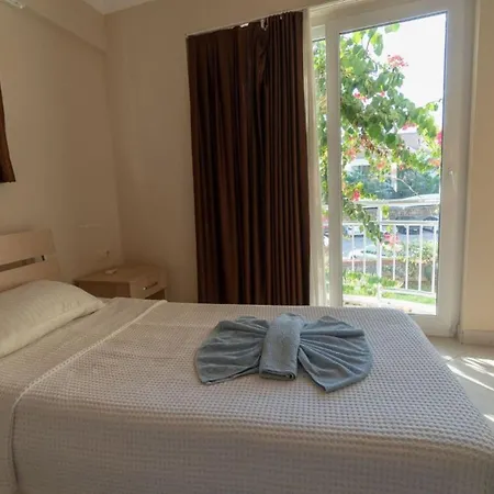 Luxury 2 Bed Minutes From Calis Beach, 1002 费特希耶