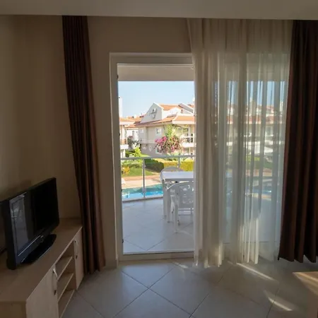 Apartmán Luxury 2 Bed Minutes From Calis Beach, 1002 *
